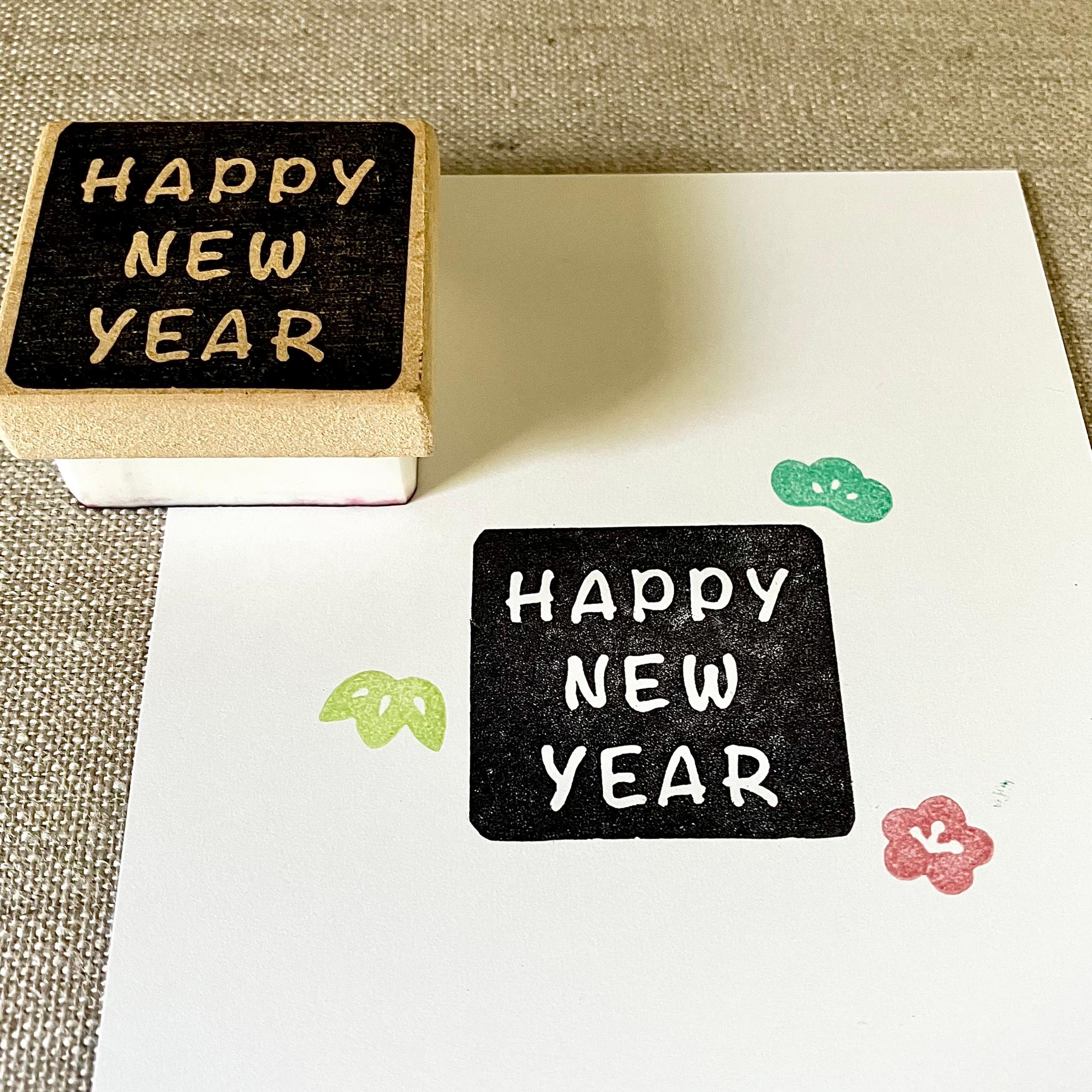 程良いサイズの角丸キューブ♪年賀状やタグ作りにもオススメ＊HAPPY NEW YEAR ＊消しゴムはんこ | 2枚目